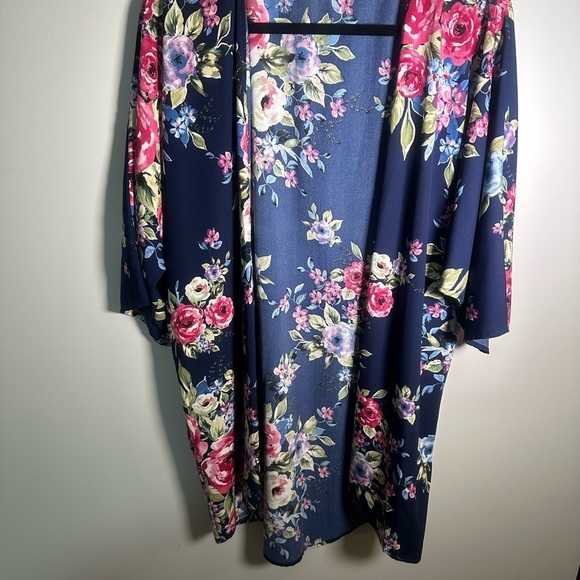 Chic Soul Tops - Chic Soul Floral Kimono 1x